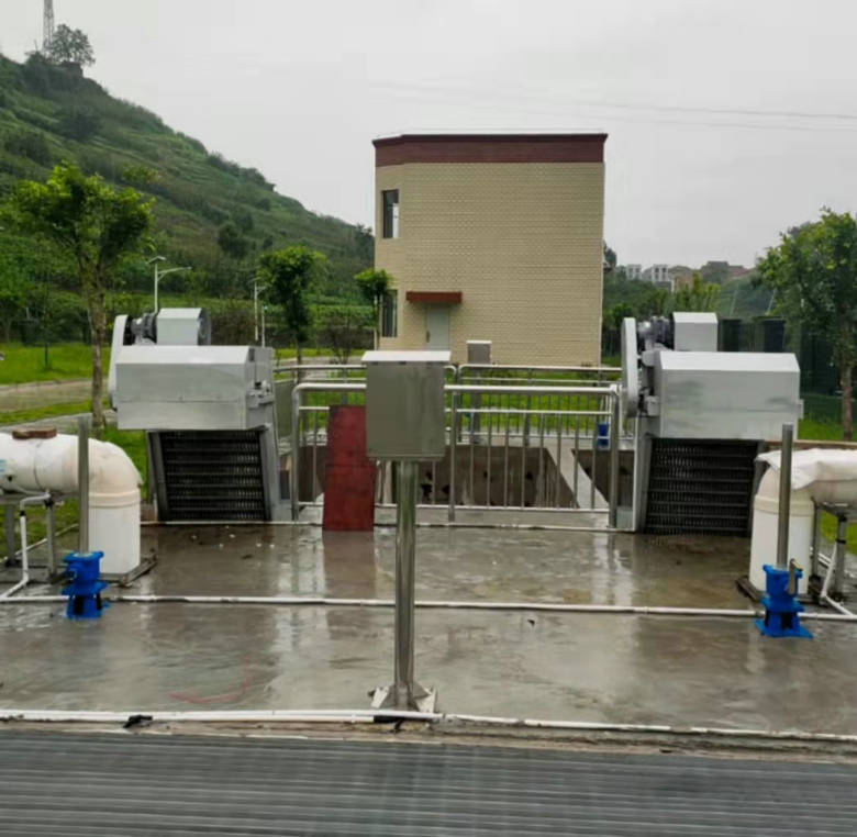 ���̰���