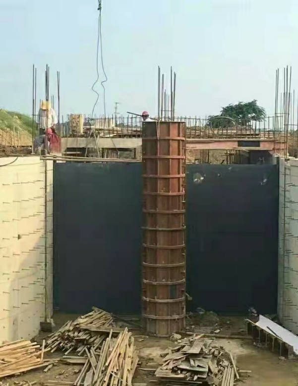 ���̰���